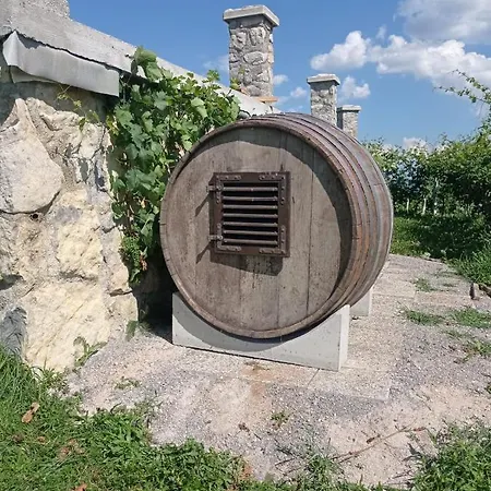 Zerko - Vineyard With Sauna&jacuzzi Free * Mirna