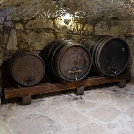 Zerko - Vineyard With Sauna And Jacuzzi Free *