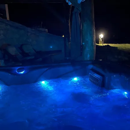 Zerko - Vineyard With Sauna And Jacuzzi Free *
