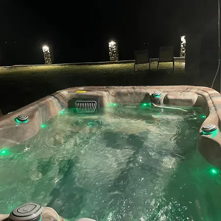 Zerko - Vineyard With Sauna And Jacuzzi Free *